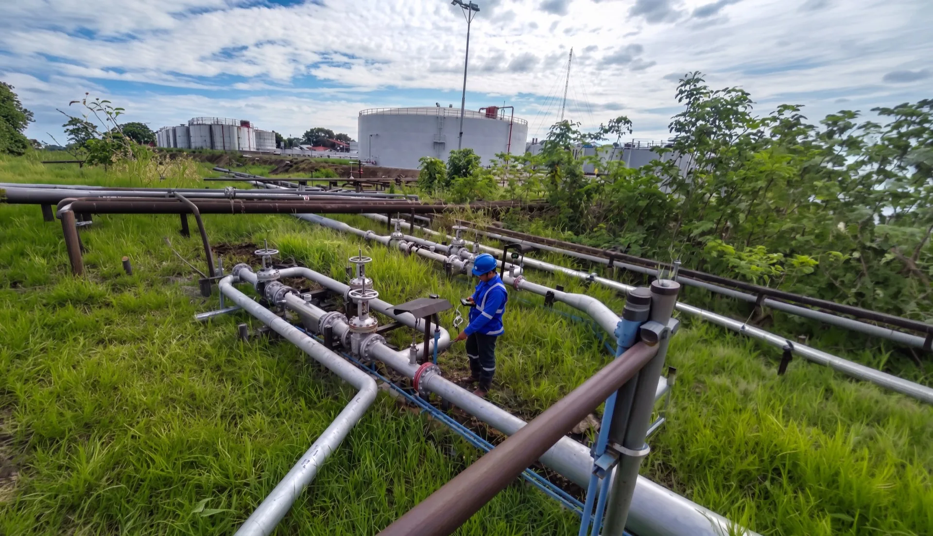 Pipeline Automation for Pluspetrol